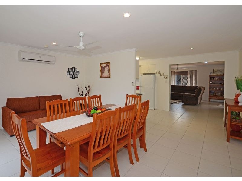 5 Cassandra Crescent, Urangan QLD 4655