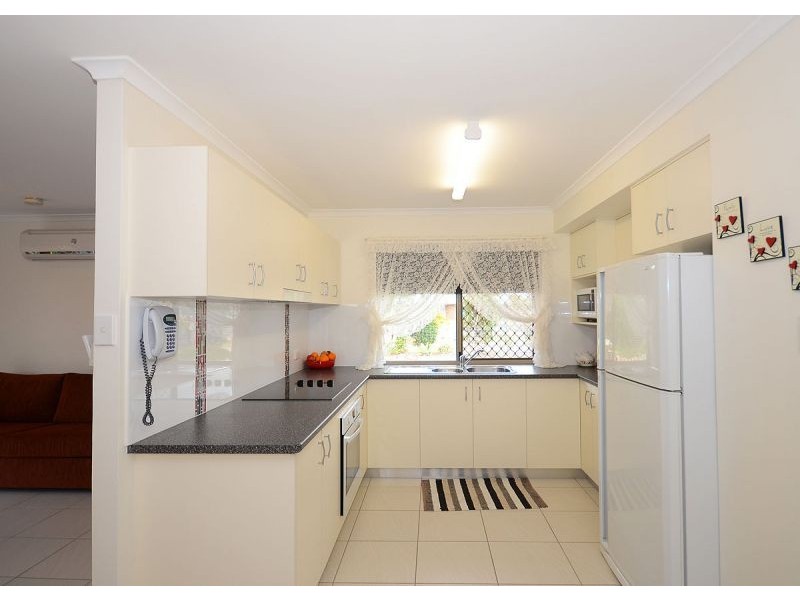 5 Cassandra Crescent, Urangan QLD 4655