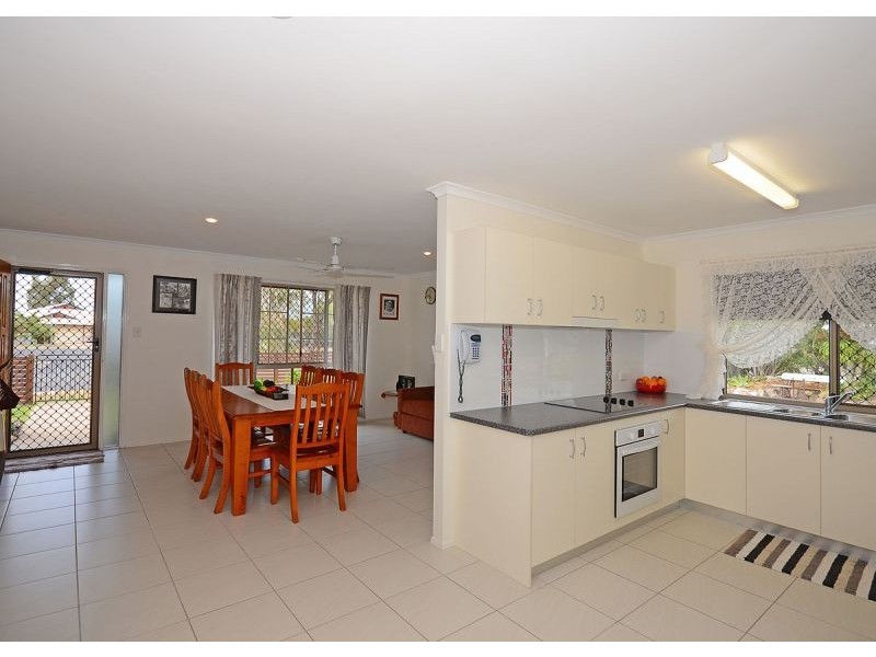 5 Cassandra Crescent, Urangan QLD 4655