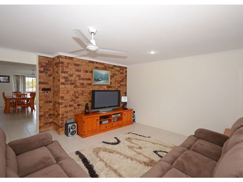 5 Cassandra Crescent, Urangan QLD 4655