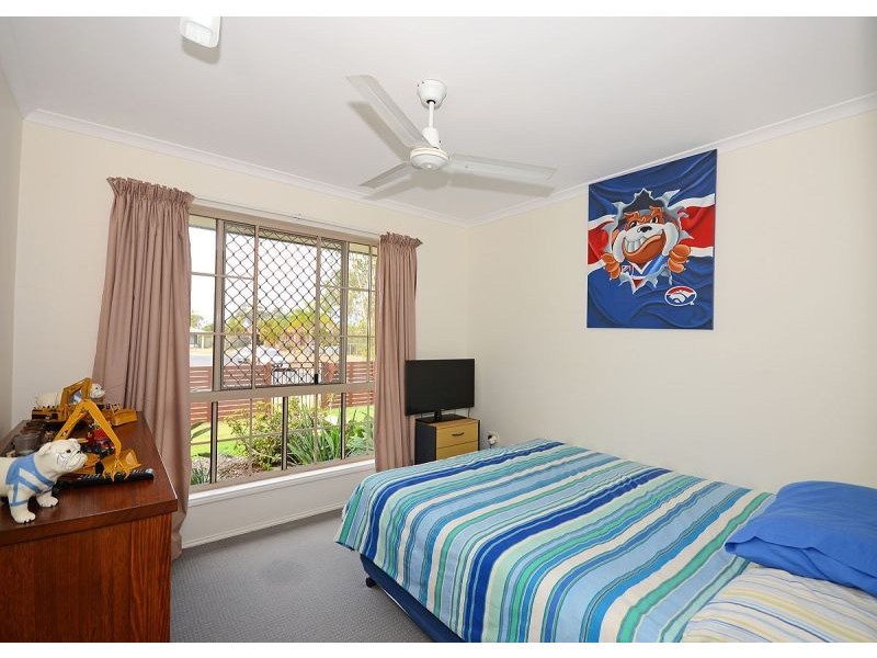 5 Cassandra Crescent, Urangan QLD 4655