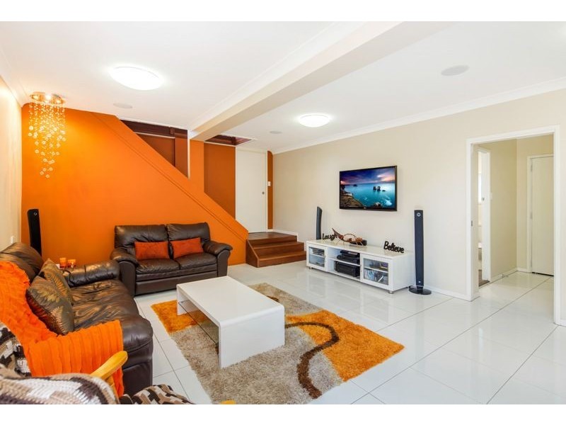 42 John Street, Scarness QLD 4655