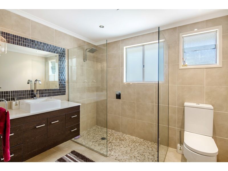 42 John Street, Scarness QLD 4655