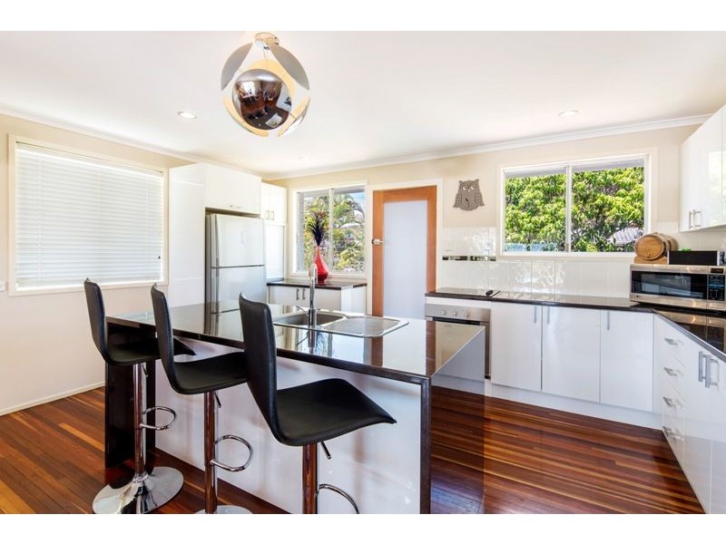 42 John Street, Scarness QLD 4655