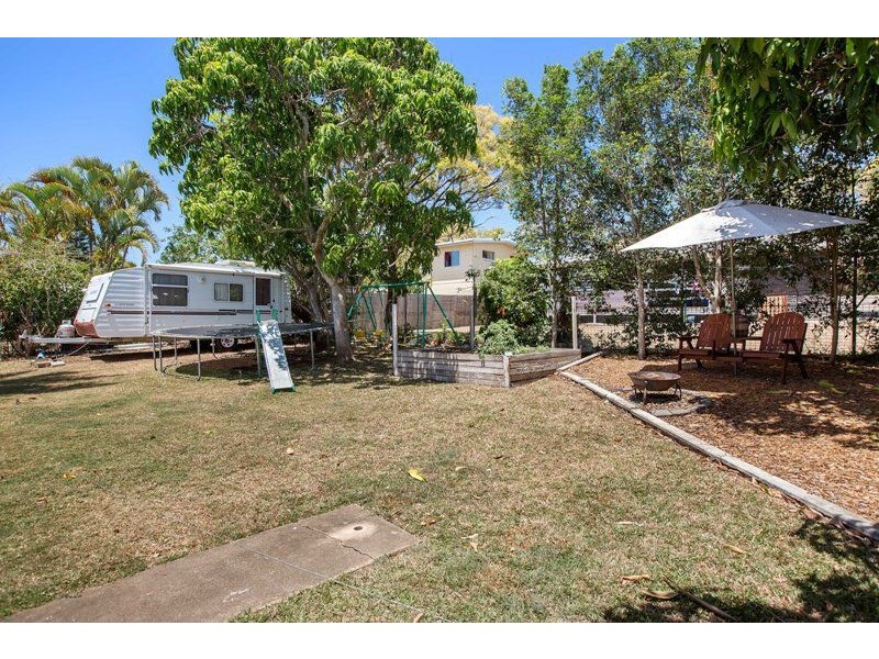 42 John Street, Scarness QLD 4655