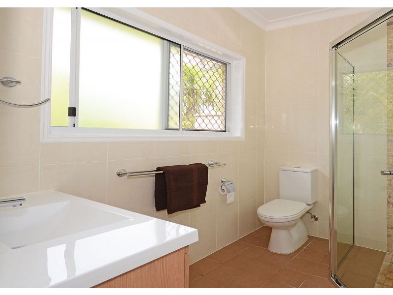 10 Kauri Court, Dundowran Beach QLD 4655