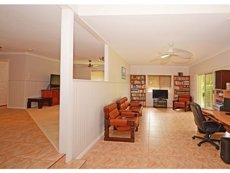 10 Kauri Court, Dundowran Beach QLD 4655