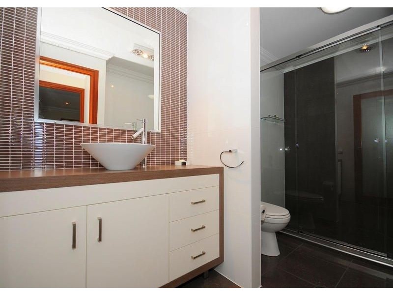 2/13 Cypress Street, Torquay QLD 4655