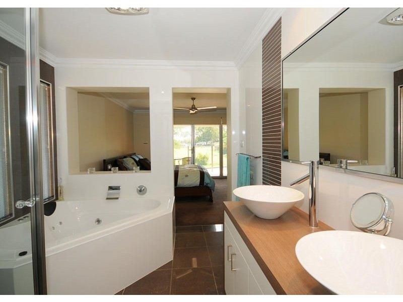 2/13 Cypress Street, Torquay QLD 4655