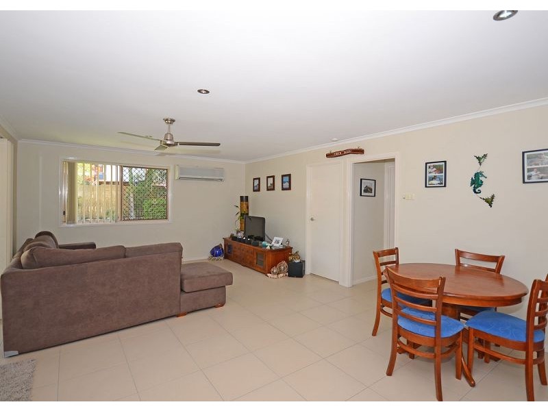 21 Rachael Street, Point Vernon QLD 4655