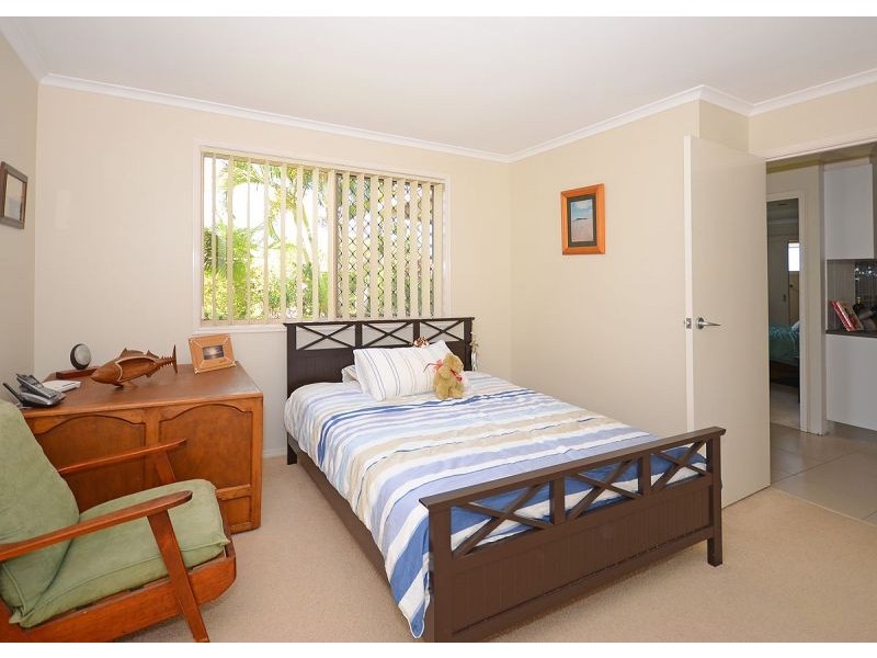 21 Rachael Street, Point Vernon QLD 4655