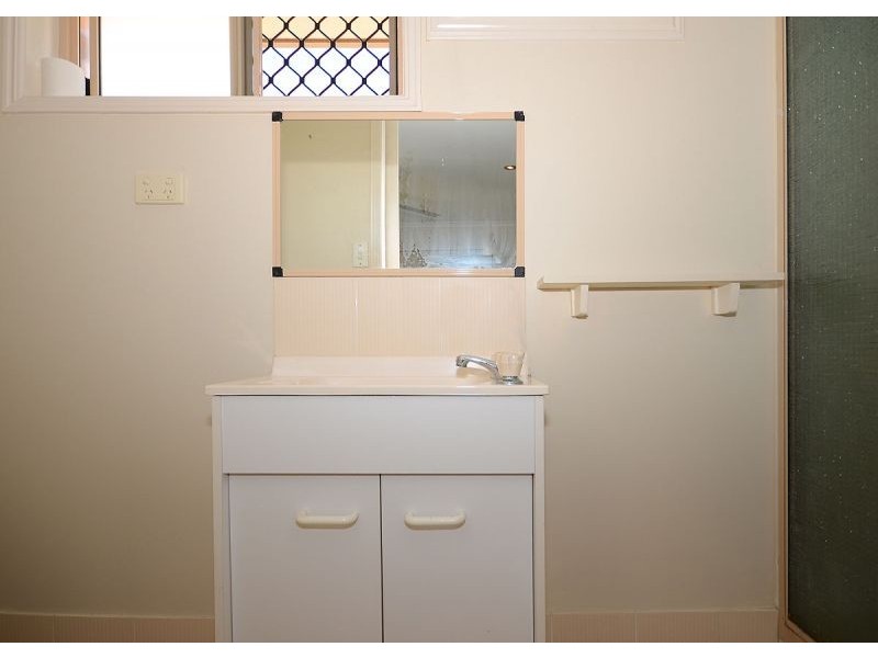 21 Rachael Street, Point Vernon QLD 4655