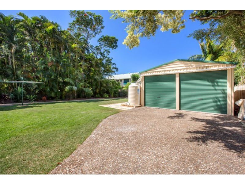 66 King Street, Urangan QLD 4655