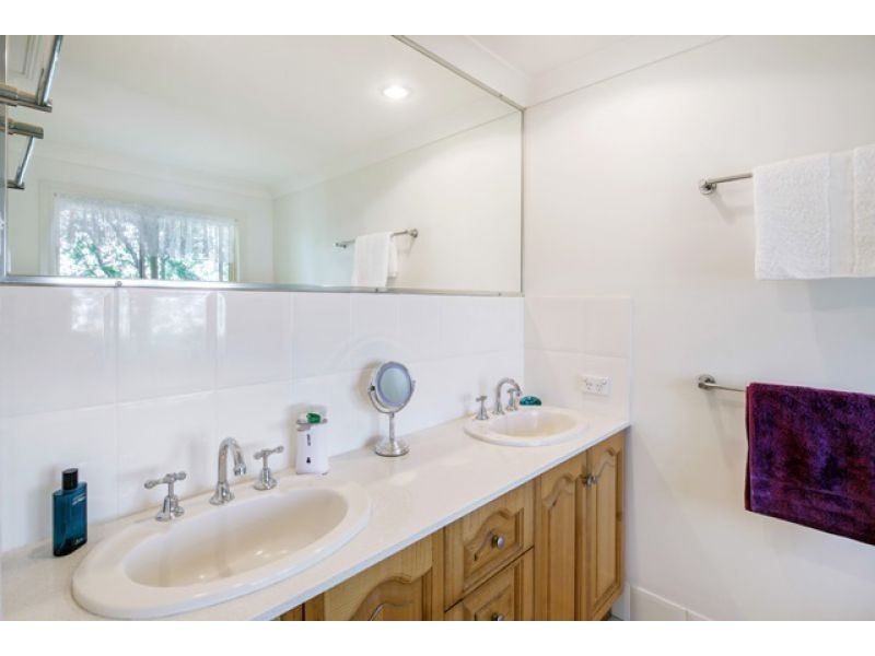 66 King Street, Urangan QLD 4655