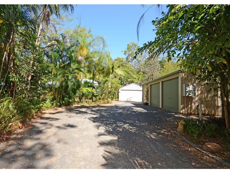 6 Flora Court, Dundowran Beach QLD 4655