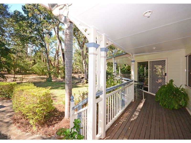 6 Flora Court, Dundowran Beach QLD 4655