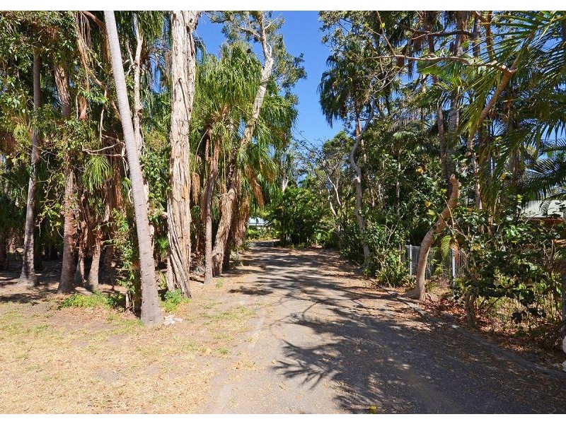 6 Flora Court, Dundowran Beach QLD 4655