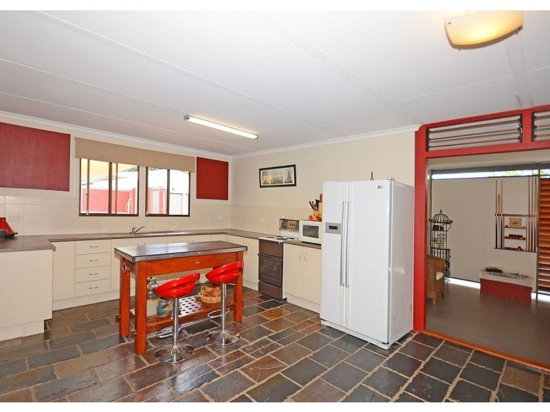 92 Truro Street, Torquay QLD 4655