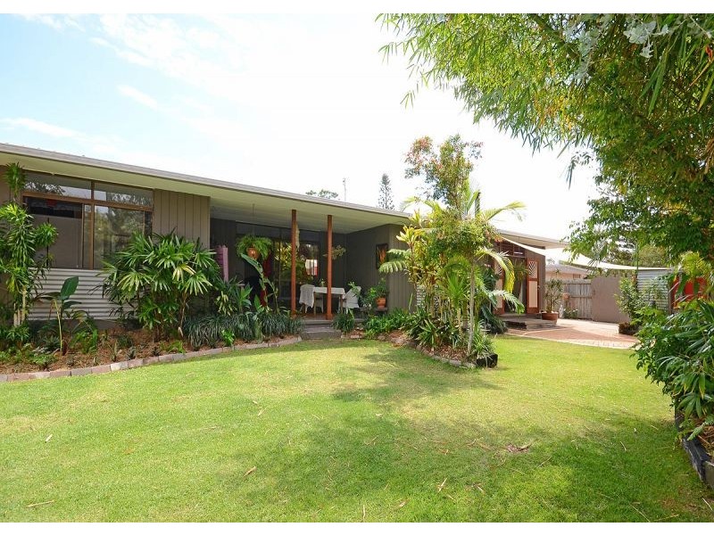 92 Truro Street, Torquay QLD 4655