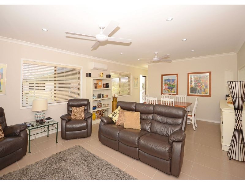 17 Joycelyn Terrace, River Heads QLD 4655