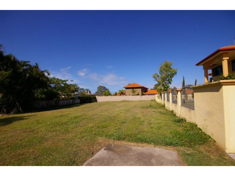 166b Long Street, Point Vernon QLD 4655