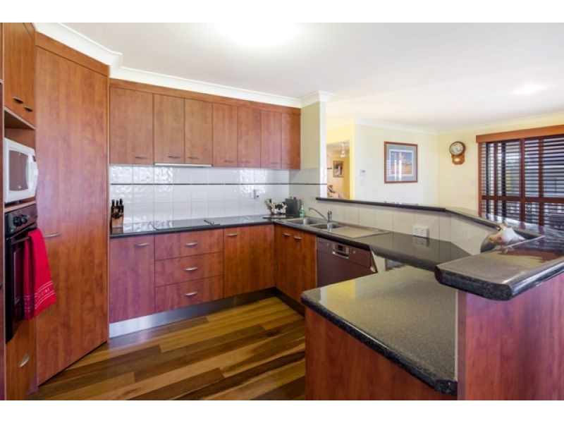 4 Jovi Court, Scarness QLD 4655