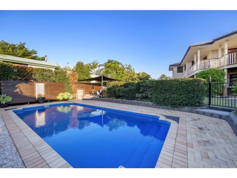 4 Jovi Court, Scarness QLD 4655