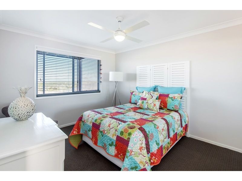 17 Sandy View Drive, Nikenbah QLD 4655