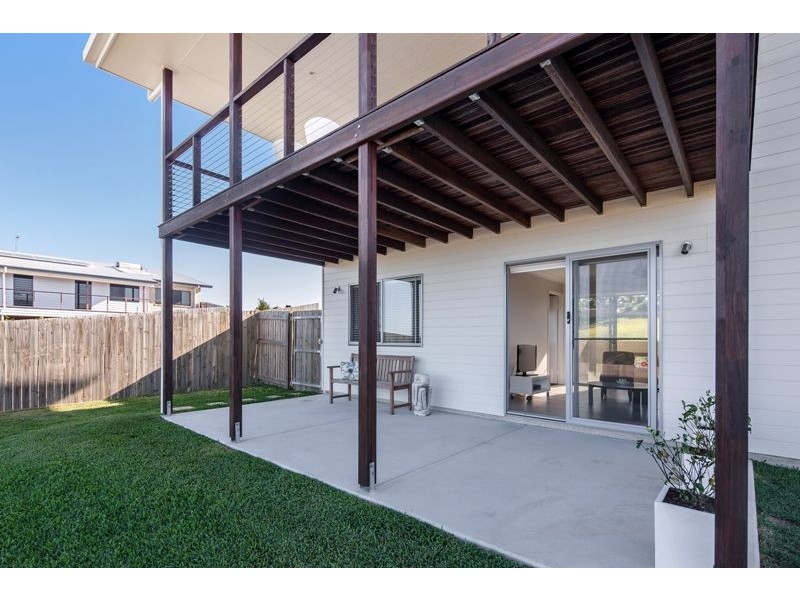 17 Sandy View Drive, Nikenbah QLD 4655