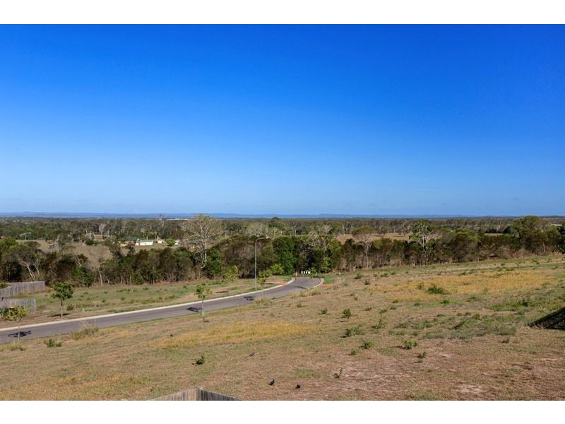 17 Sandy View Drive, Nikenbah QLD 4655