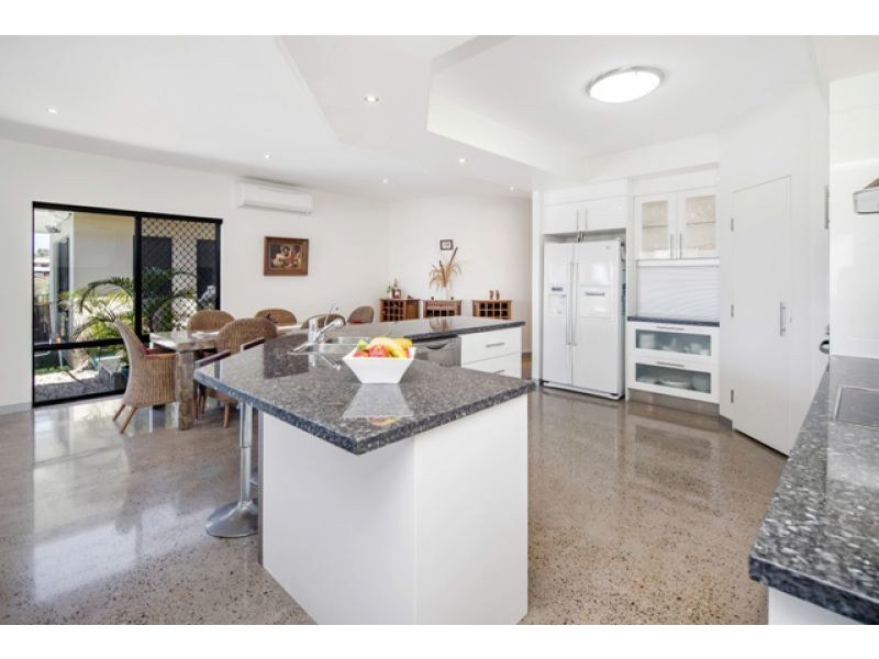 5 Jasmine Court, Dundowran Beach QLD 4655