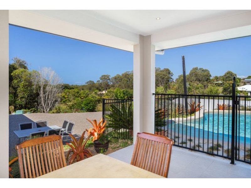 5 Jasmine Court, Dundowran Beach QLD 4655