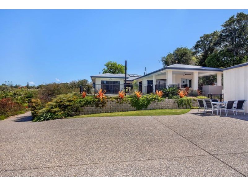 5 Jasmine Court, Dundowran Beach QLD 4655