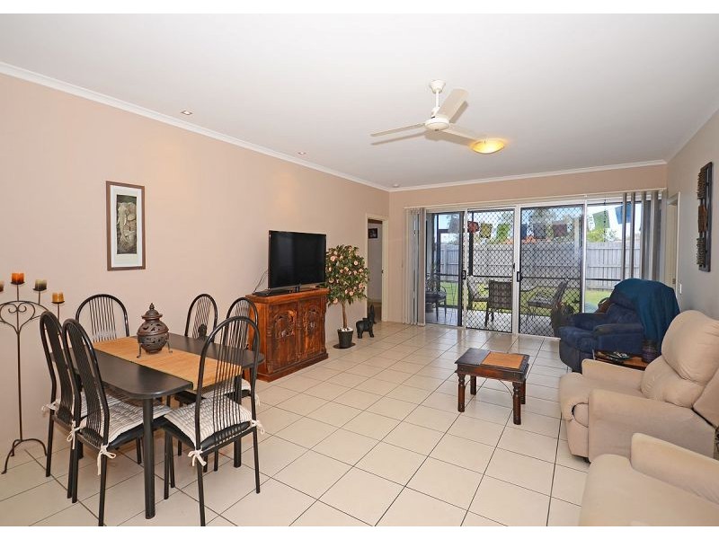 9/230 Pulgul Street, Urangan QLD 4655