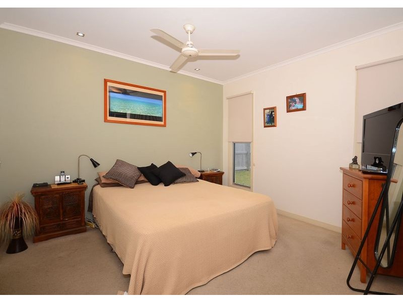 9/230 Pulgul Street, Urangan QLD 4655