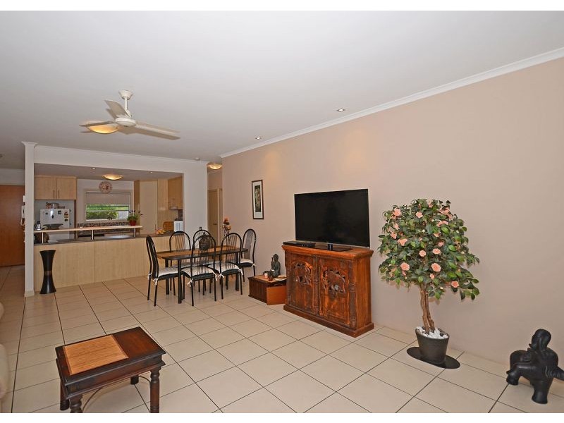 9/230 Pulgul Street, Urangan QLD 4655