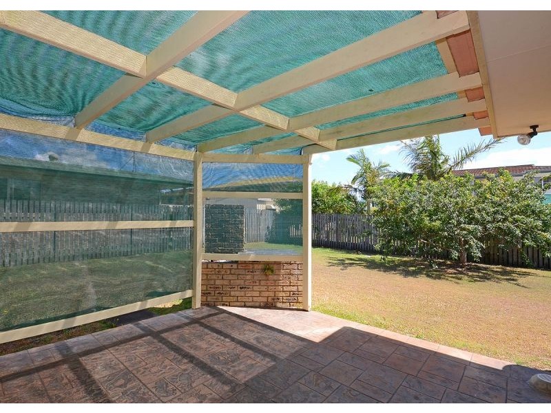 15 Wuruma Street, Scarness QLD 4655