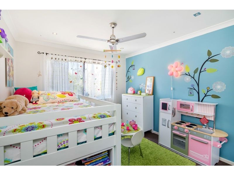 19 Karraschs Road, Craignish QLD 4655