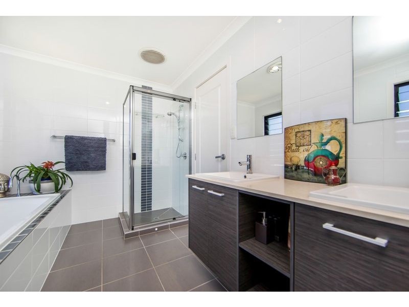 19 Karraschs Road, Craignish QLD 4655