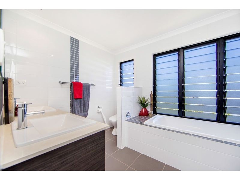 19 Karraschs Road, Craignish QLD 4655