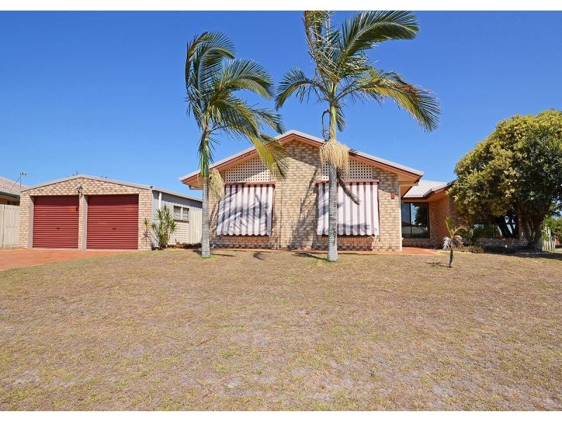 8 Dove Way, Eli Waters QLD 4655