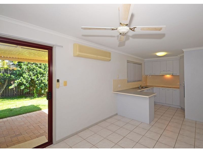 8 Dove Way, Eli Waters QLD 4655