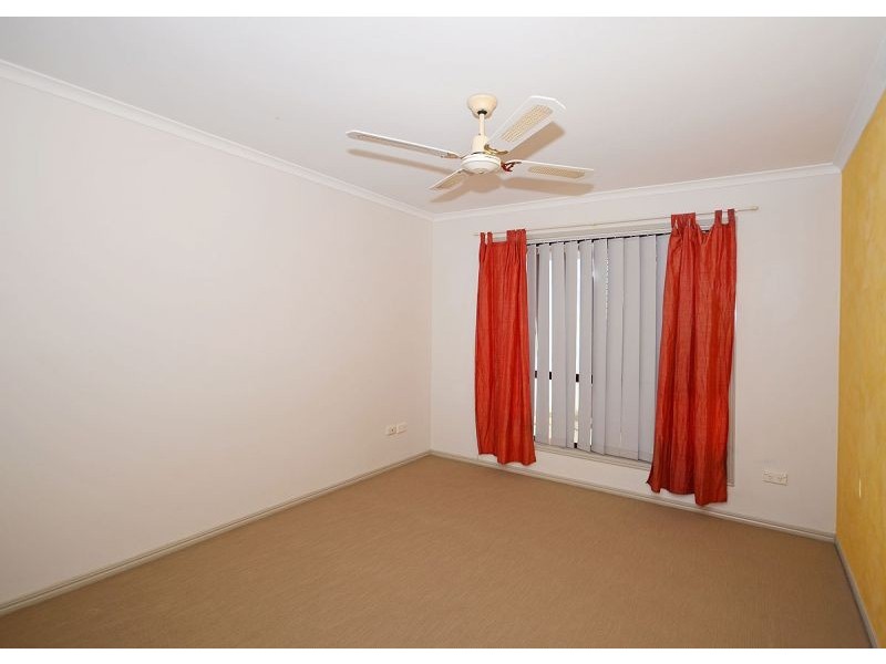 8 Dove Way, Eli Waters QLD 4655