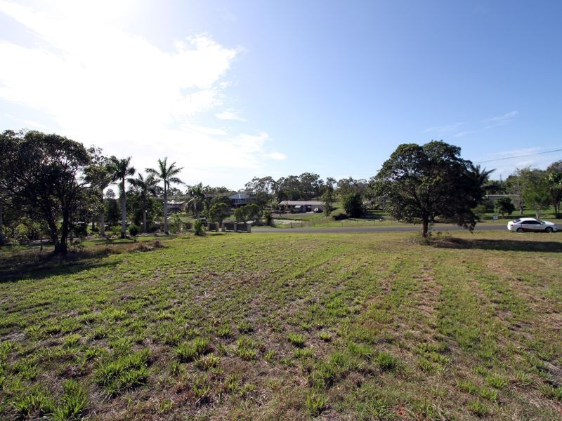 2 Seaview Drive, Booral QLD 4655