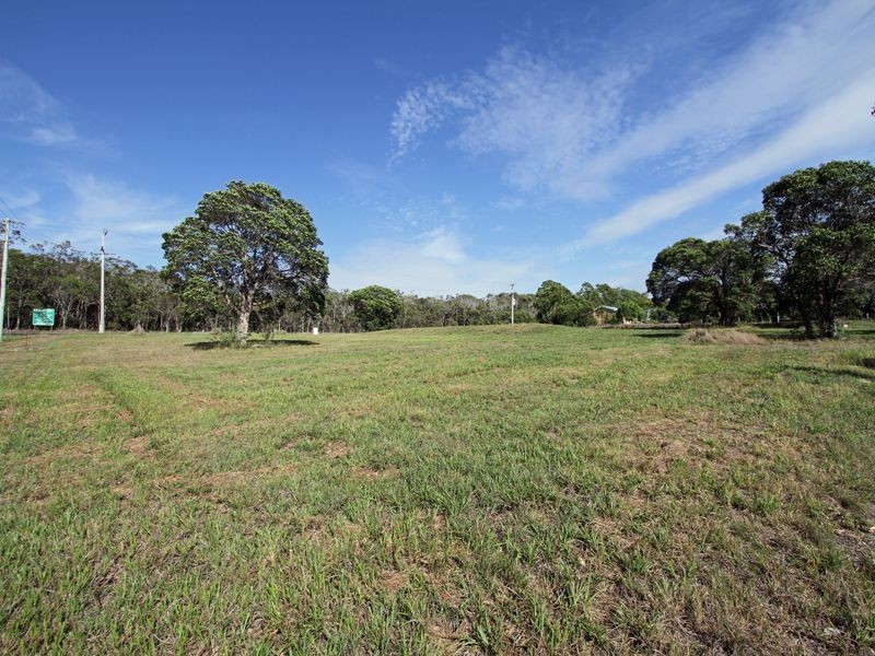 2 Seaview Drive, Booral QLD 4655
