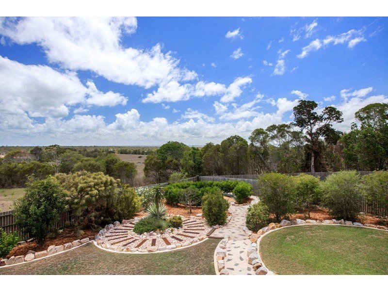 5 Sandy View Drive, Nikenbah QLD 4655