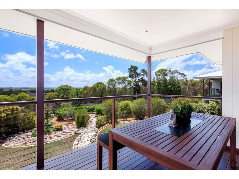 5 Sandy View Drive, Nikenbah QLD 4655