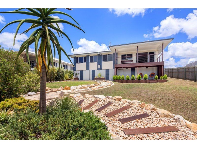 5 Sandy View Drive, Nikenbah QLD 4655