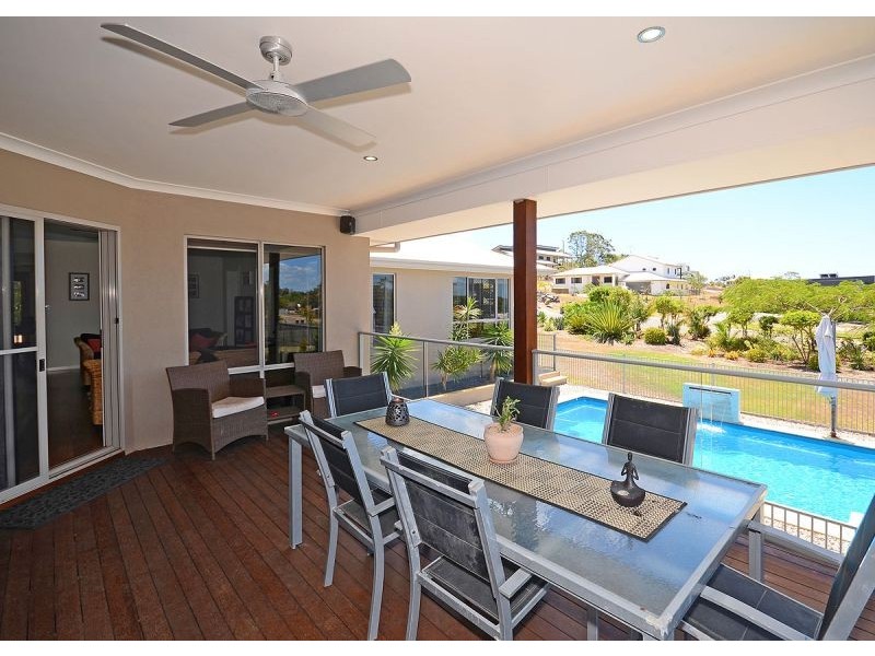 18 Jasmine Court, Dundowran Beach QLD 4655