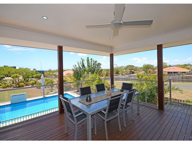 18 Jasmine Court, Dundowran Beach QLD 4655